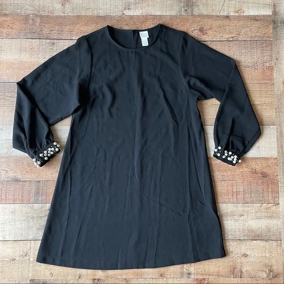 H&M Black shift dress sz 4 pearl detail H&M Black shift dress sz 4 pearl detail